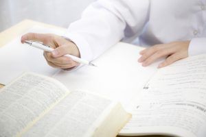 英会話は毎日時間を見つけ勉強することで上達する